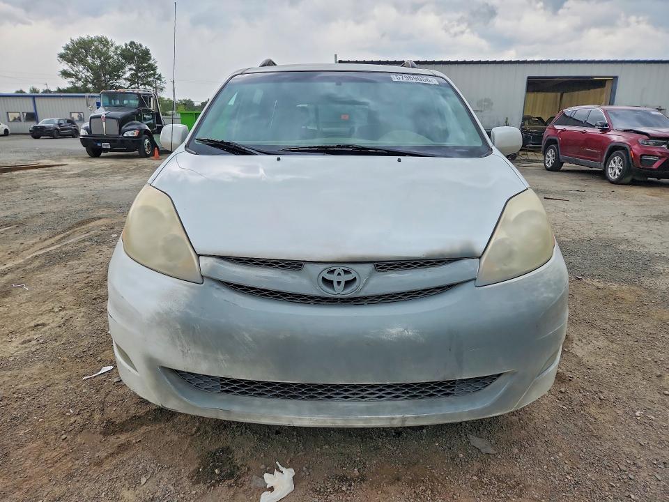 2008 Toyota Sienna VIN 5TDZK22C38S112966 COPART salvage auction — WATER/FLOOD, La - Certificate Of Destruction, sold $10 on 2026-07-23 (photo 5)