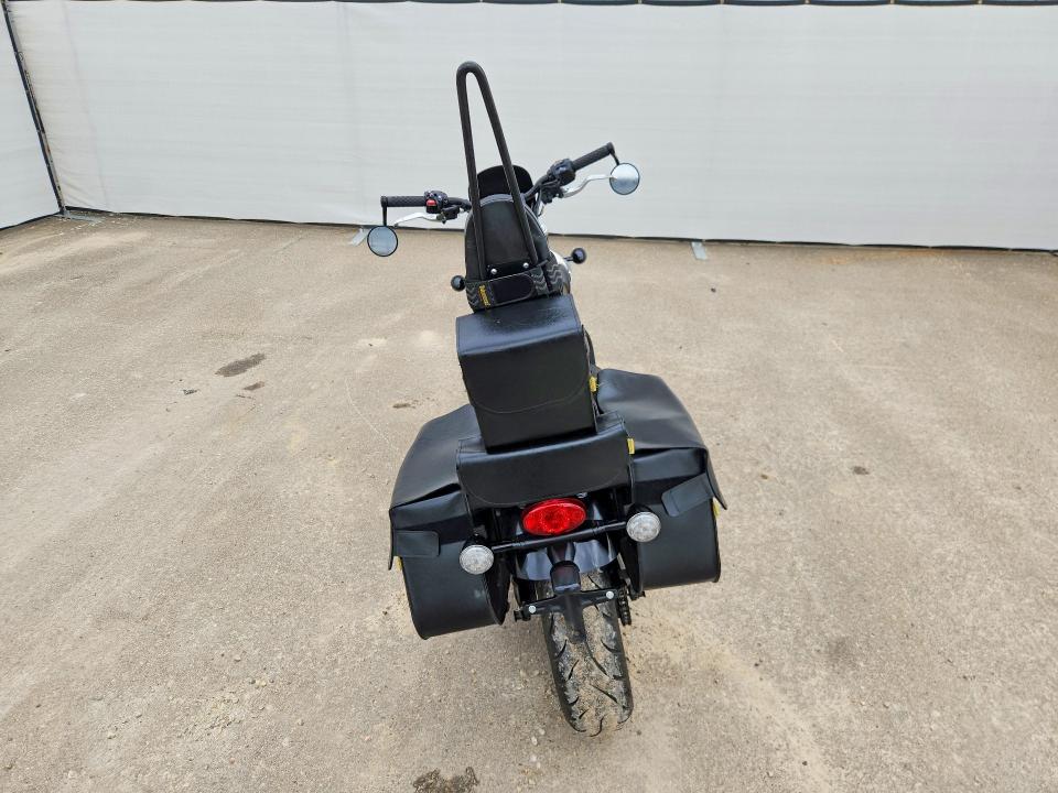 2018 Triumph motorcycle Speedmaster VIN SMTD46HL1JT870106 COPART salvage auction — MINOR DENT/SCRATCHES, AB - OOP - ACTIVE, sold $3,550 on 2026-07-08 (photo 4)
