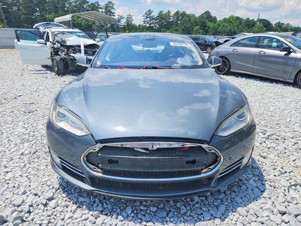 2013 Tesla Model s VIN 5YJSA1CN2DFP05375 COPART salvage auction — MINOR DENT/SCRATCHES, Mt - Certificate Of Title (P), sold $2,050 on 2026-07-23 (photo 5)