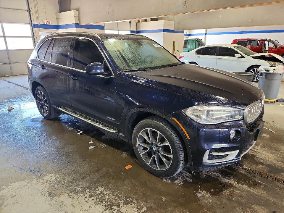 2016 BMW X5 VIN 5UXKR0C58G0S92382 COPART salvage auction — MINOR DENT/SCRATCHES, Wv - Certificate Of Title, sold $3,500 on 2026-07-28 (photo 4)