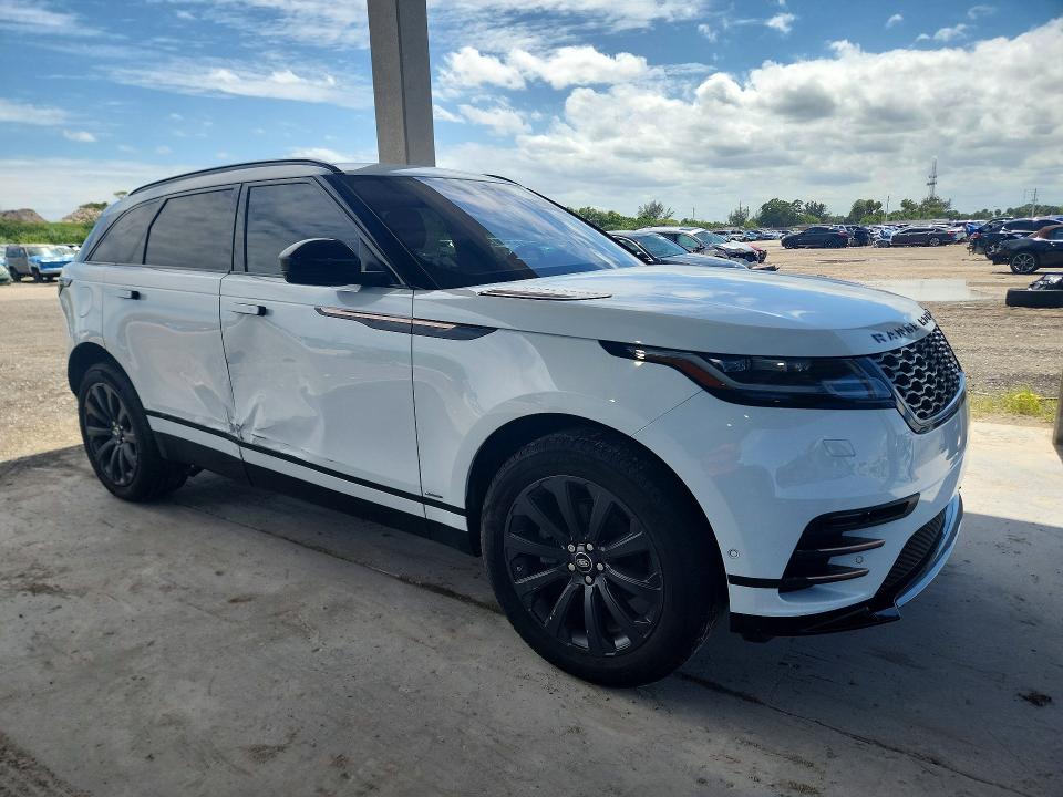 2018 Land Rover Range Rover Velar VIN SALYL2RX8JA753575 COPART salvage auction — Side, FL - CERTIFICATE OF TITLE (P), sold $14,400 on 2026-06-23 (photo 4)