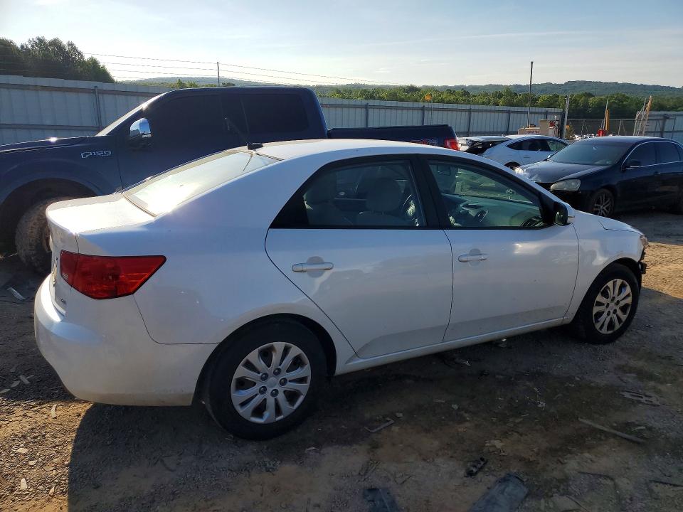 2012 Kia Forte VIN KNAFU4A2XC5502427 COPART salvage auction — FRONT END, Va - Cert Of Title - Salvage, sold $450 on 2026-07-24 (photo 3)