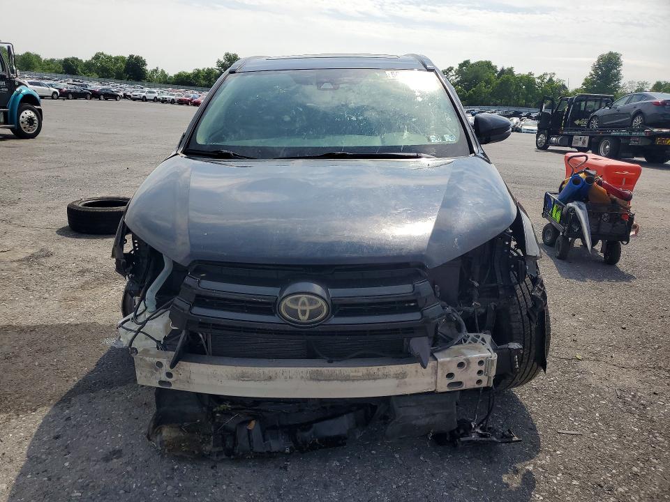 2018 Toyota Highlander VIN 5TDJZRFH7JS560320 COPART salvage auction — FRONT END, Pa - Certificate Of Salvage, sold $5,500 on 2026-07-14 (photo 5)