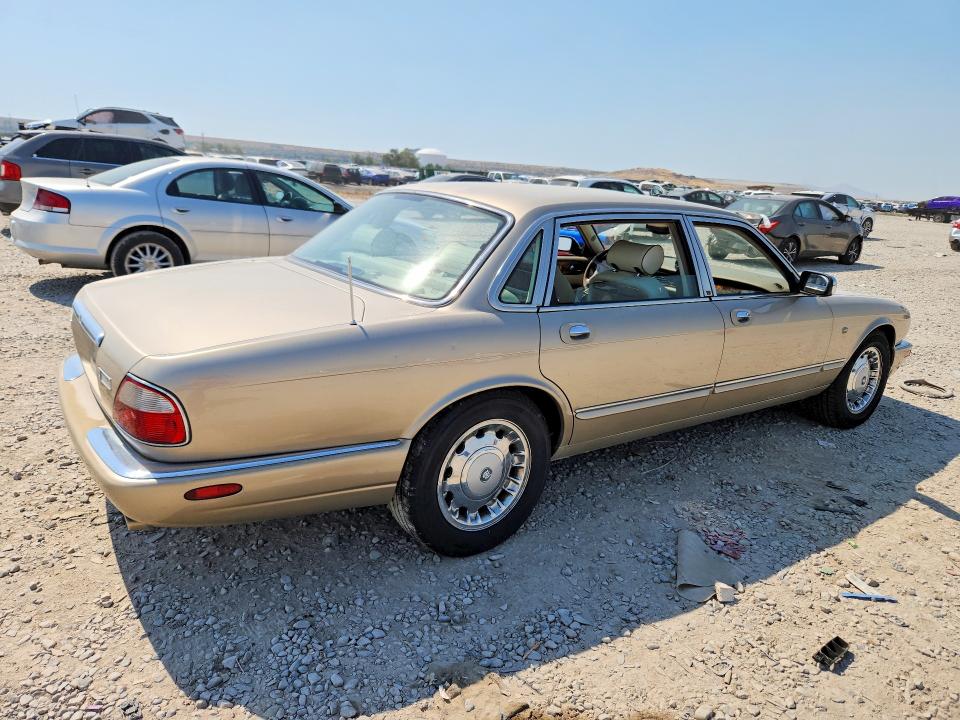 2000 Jaguar Vandenplas VIN SAJDA24C6YLF03755 COPART salvage auction — MECHANICAL, Ut - Certificate Of Title, sold $150 on 2026-07-02 (photo 3)