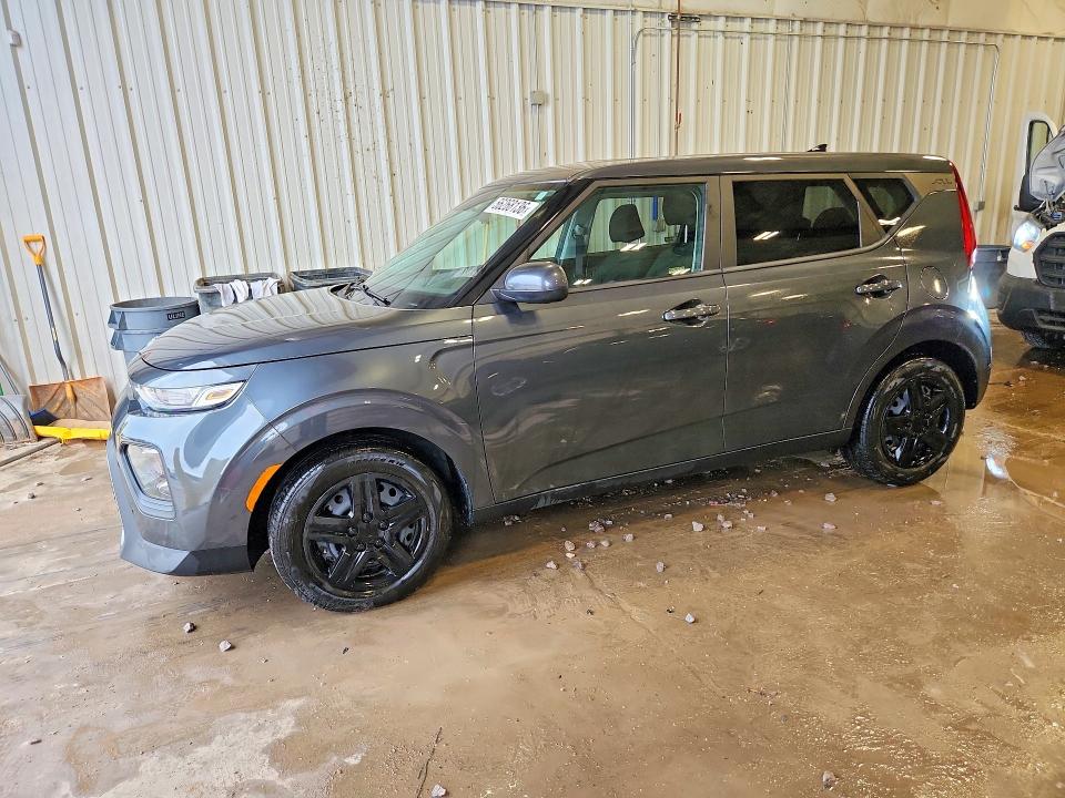 2022 Kia Soul VIN KNDJ23AU4N7811803 COPART salvage auction — FRONT END, Wi - Cert Of Title-Salvage Vehicle, sold $3,400 on 2026-07-06 (photo 1)