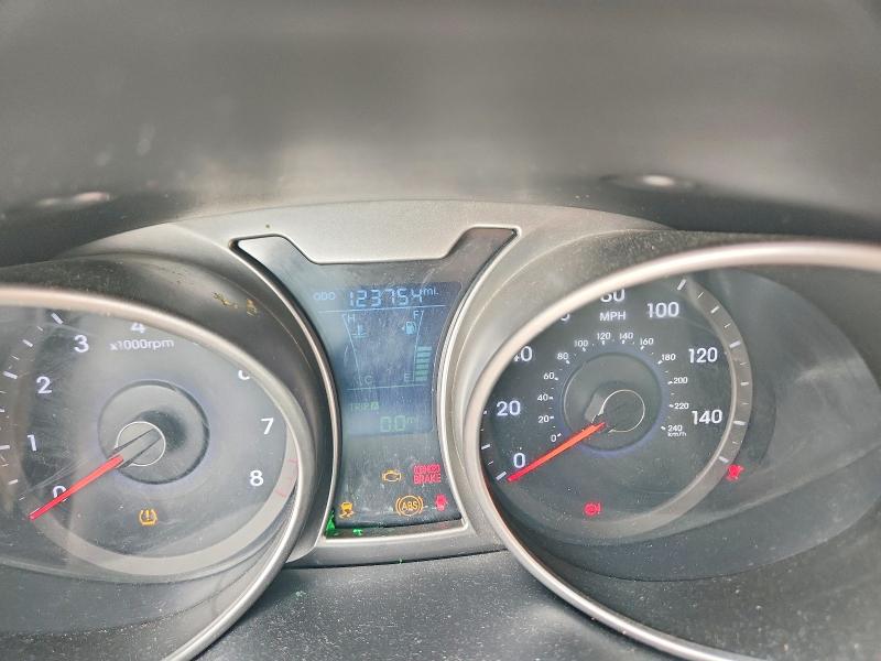 2016 Hyundai Veloster VIN KMHTC6AD4GU297992 COPART salvage auction — SIDE, Ok - Cert Of Title-Repossession, sold $650 on 2026-07-10 (photo 9)