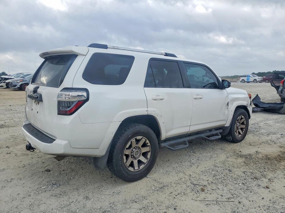 2016 Toyota 4runner VIN JTEBU5JR4G5290114 COPART salvage auction — ROLLOVER, GA - CERT OF TITLE-SALVAGE, sold $825 on 2026-07-29 (photo 3)