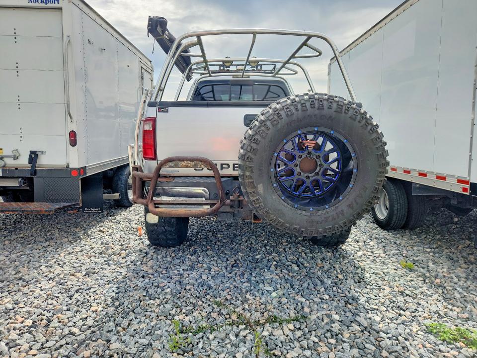 2011 Ford F-350 super duty VIN 1FT8W3BT8BED02054 COPART salvage auction — MINOR DENT/SCRATCHES, Fl - Certificate Of Title (P), sold $10,500 on 2026-07-29 (photo 6)