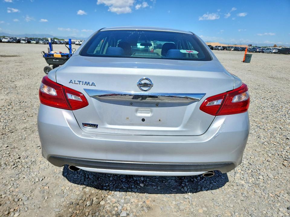2017 Nissan Altima VIN 1N4AL3AP1HN365784 COPART salvage auction — FRONT END, Co - Dis/Dlr/Exp Only Clean Title, sold $1,572 on 2026-07-09 (photo 6)