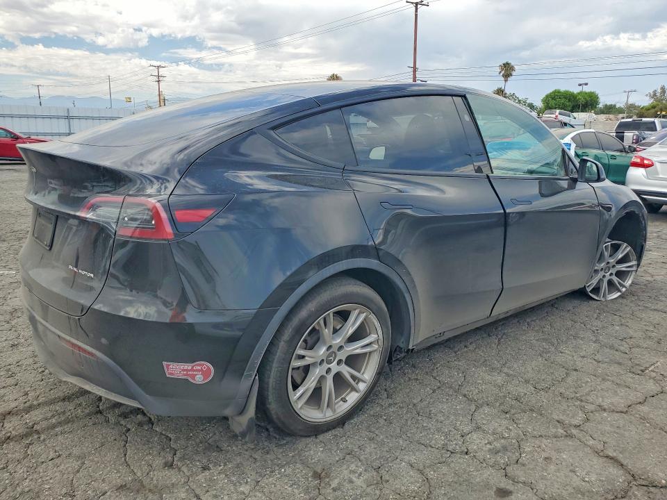 2023 Tesla Model y VIN 7SAYGDEE3PF884606 COPART salvage auction — FRONT END, Ca - Salvage Certificate, sold $9,300 on 2026-07-30 (photo 3)