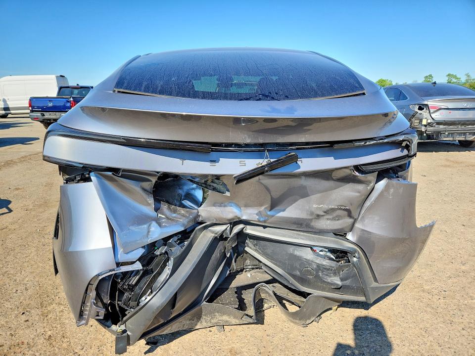 2026 Tesla Model y VIN 7SAYGDEE7TF566711 COPART salvage auction — REAR END, Pa - Certificate Of Salvage, sold $15,100 on 2026-07-31 (photo 6)