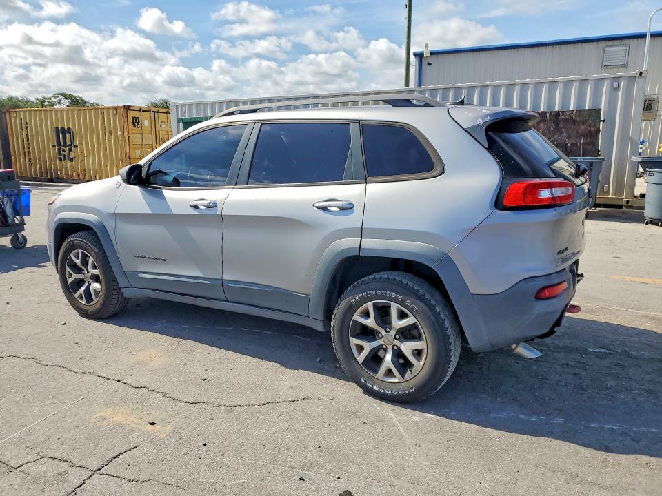 2015 Jeep Cherokee VIN 1C4PJMBB1FW595206 COPART salvage auction — REAR END, FL - CERT OF TITLE SLVG REBUILDABLE, sold $2,050 on 2026-07-02 (photo 2)