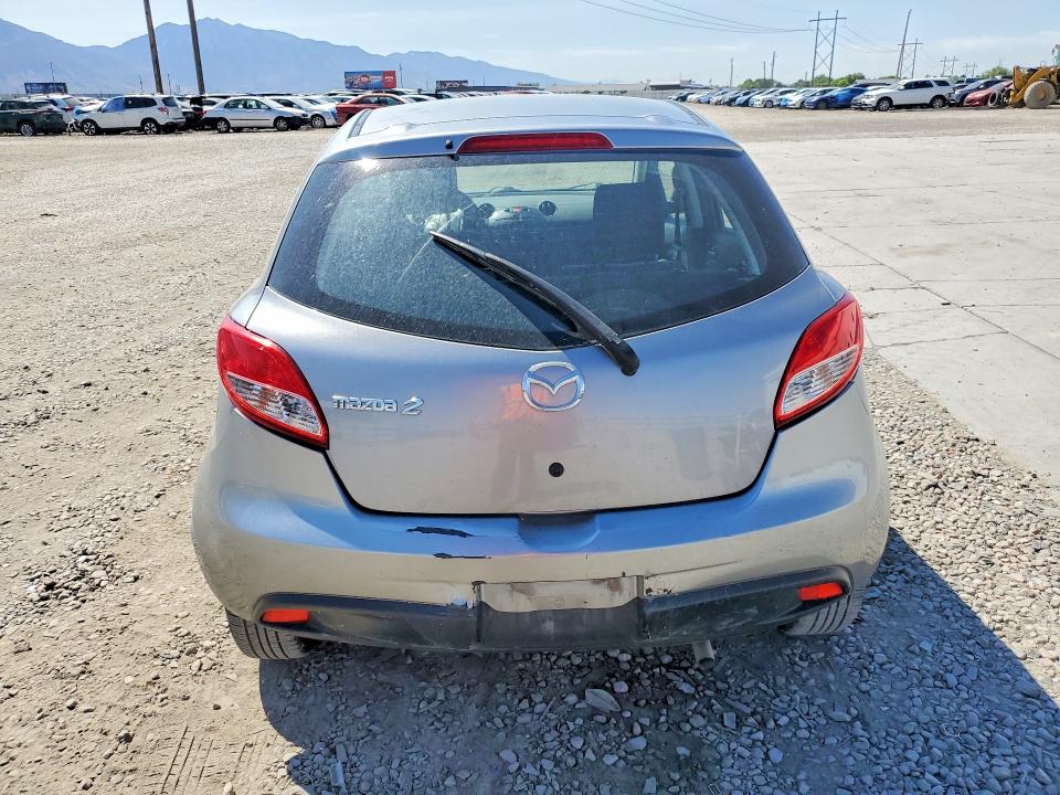2011 Mazda 2 VIN JM1DE1HZ9B0125612 COPART salvage auction — FRONT END, Ut - Salvage Certificate, sold $350 on 2026-07-27 (photo 6)