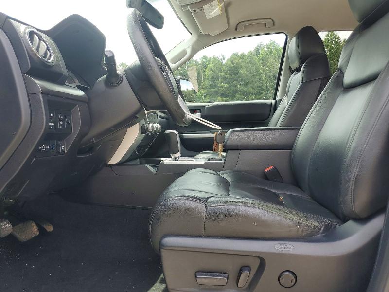 2015 Toyota Tundra VIN 5TFDW5F18FX457071 COPART salvage auction — ROLLOVER, Nc - Salvage Certificate Of Title, sold $525 on 2026-07-29 (photo 7)