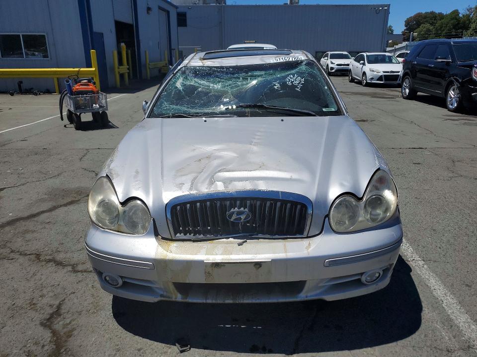 2002 Hyundai Sonata VIN KMHWF35H12A642390 COPART salvage auction — ALL OVER, CA - SALVAGE CERTIFICATE, sold $150 on 2026-07-24 (photo 5)