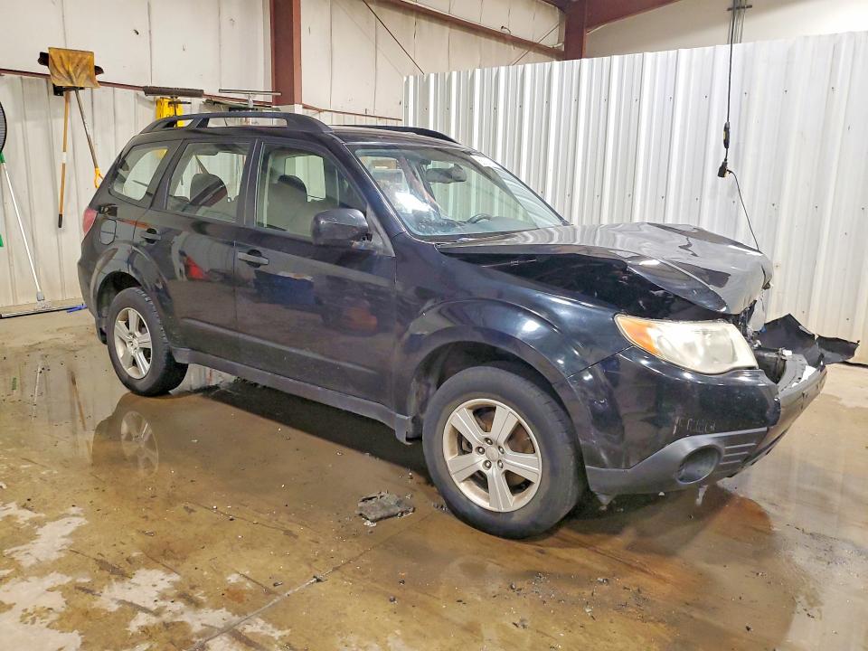 2013 Subaru Forester VIN JF2SHABC4DH410355 COPART salvage auction — FRONT END, Md - Cert Of Salvage > 75% Damage, sold $425 on 2026-07-31 (photo 4)
