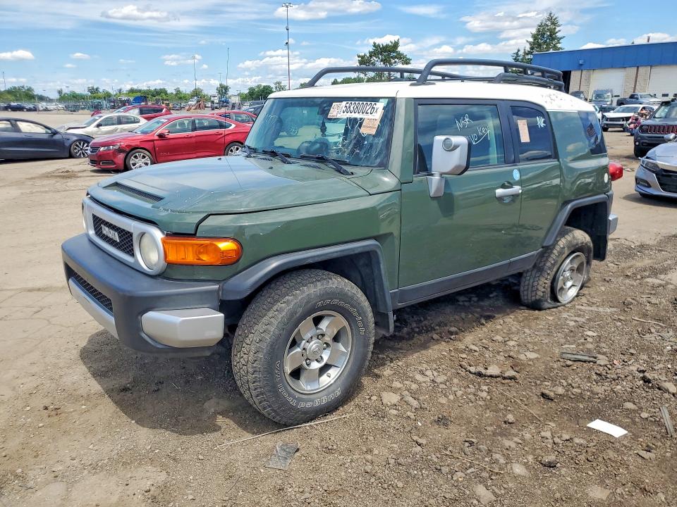2010 Toyota Fj cruiser VIN JTEBU4BF1AK084644 COPART salvage auction — MINOR DENT/SCRATCHES, Mi - Certificate Of Title (P), sold $7,700 on 2026-07-10 (photo 1)