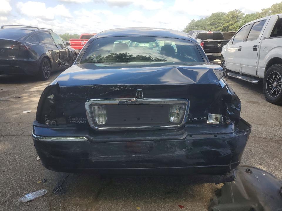 2009 Lincoln TOWN CAR VIN 2LNHM82VX9X611744 COPART salvage auction — REAR END, Ga - Cert Of Title-Salvage, sold $600 on 2026-07-31 (photo 6)