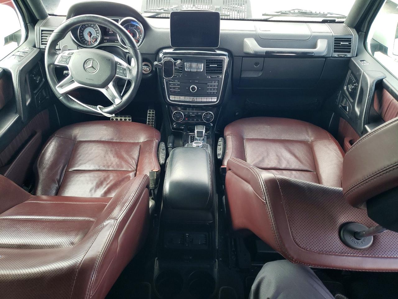 2018 Mercedes-Benz G-klasse AMG 6x6 VIN WDCYC7DH8JX285469 COPART salvage auction — Minor Dent/Scratches, Sc - Salvage Title, sold $43,250 on 2026-07-08 (photo 9)