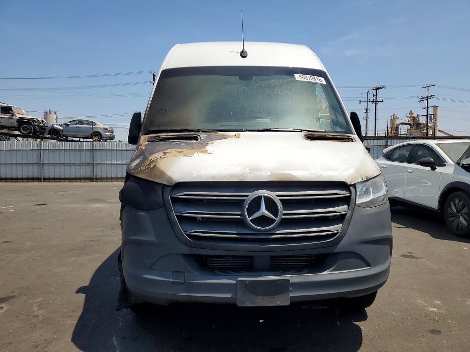 2023 Mercedes-benz Sprinter VIN W1X40CHY9PT122720 COPART salvage auction — VANDALISM, CA - SALVAGE CERTIFICATE, sold $175 on 2026-07-29 (photo 5)