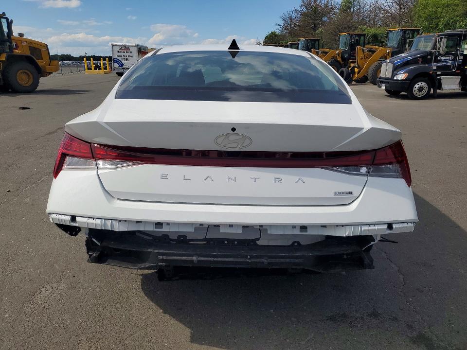 2026 Hyundai Elantra VIN KMHLM4DJ5TU201591 COPART salvage auction — FRONT END, Va - Cert Of Title - Salvage, sold $5,800 on 2026-07-15 (photo 6)
