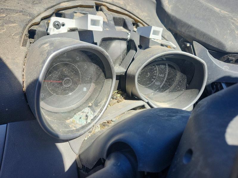 2016 Hyundai Elantra VIN KMHDH4AE5GU640683 COPART salvage auction — SIDE, Co - Salvage Title, sold $175 on 2026-07-06 (photo 9)
