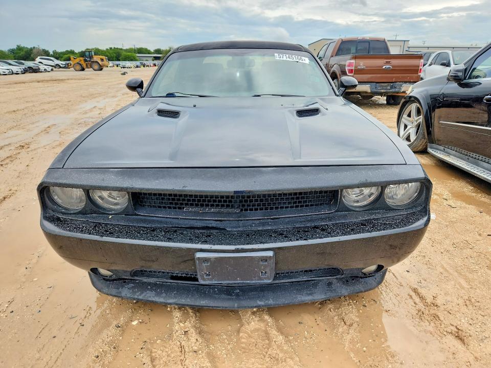 2013 Dodge Challenger VIN 2C3CDYBT5DH679468 COPART salvage auction — MINOR DENT/SCRATCHES, Tx - Certificate Of Title, sold $3,800 on 2026-07-02 (photo 5)