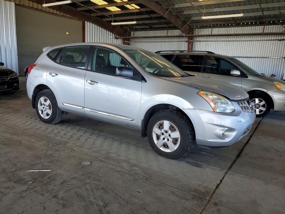 2011 Nissan Rogue sport VIN JN8AS5MT9BW577498 COPART salvage auction — MINOR DENT/SCRATCHES, Ca - Dis/Dlr/Exp App For Dup Clean, sold $425 on 2026-07-02 (photo 4)
