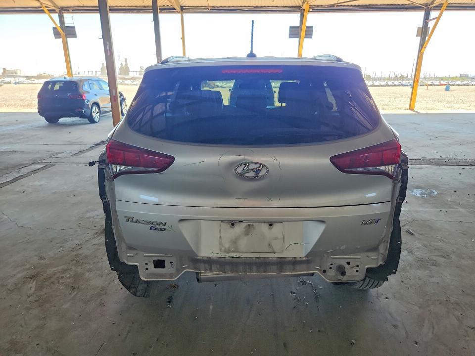 2016 Hyundai Tucson VIN KM8J33A27GU033606 COPART salvage auction — FRONT END, Az - Cert Of Title - Salvage, sold $2,650 on 2026-07-08 (photo 6)