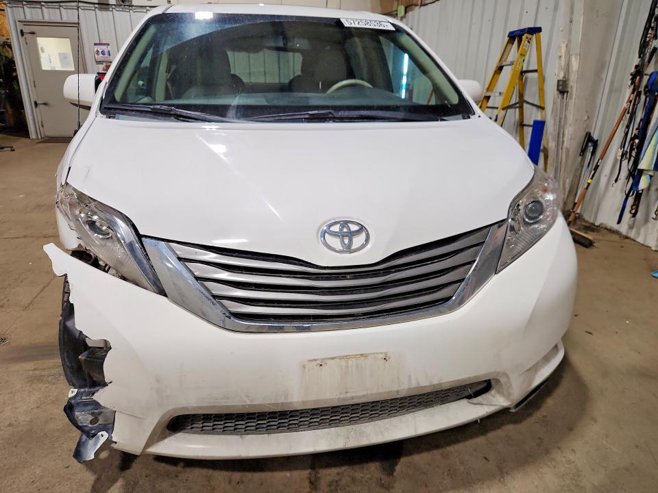 2013 Toyota VIN 5TDDK3DC7DS051404 COPART salvage auction — FRONT END, Ak - Bill Of Sale- Salvage, sold $150 on 2026-07-28 (photo 5)