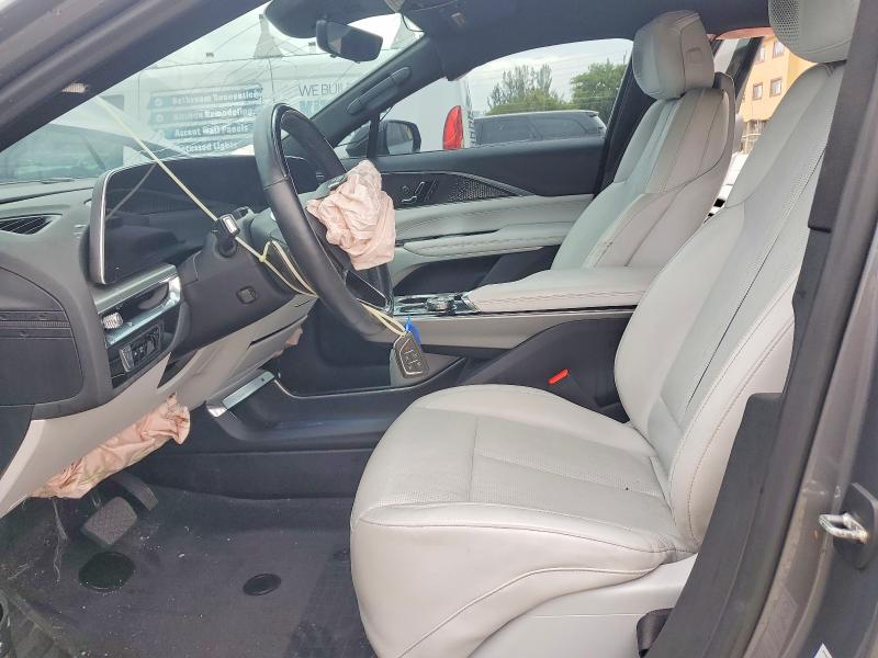 2023 Cadillac Lyriq VIN 1GYKPMRK1PZ000945 COPART salvage auction — FRONT END, Fl - Cert Of Title Slvg Rebuildable, sold $15 on 2026-07-31 (photo 7)