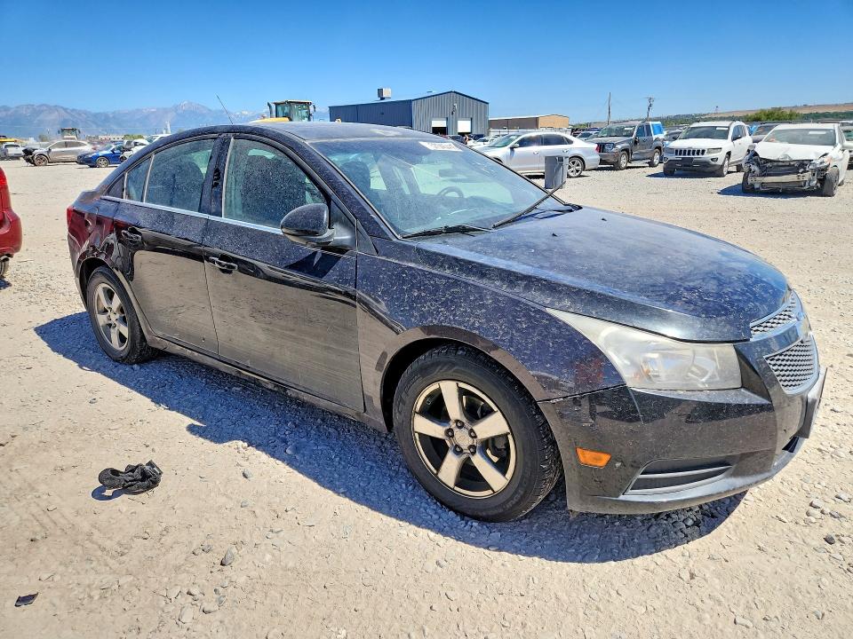 2014 Chevrolet Cruze VIN 1G1PC5SB4E7394417 COPART salvage auction — MECHANICAL, Ut - Certificate Of Title, sold $325 on 2026-07-10 (photo 4)