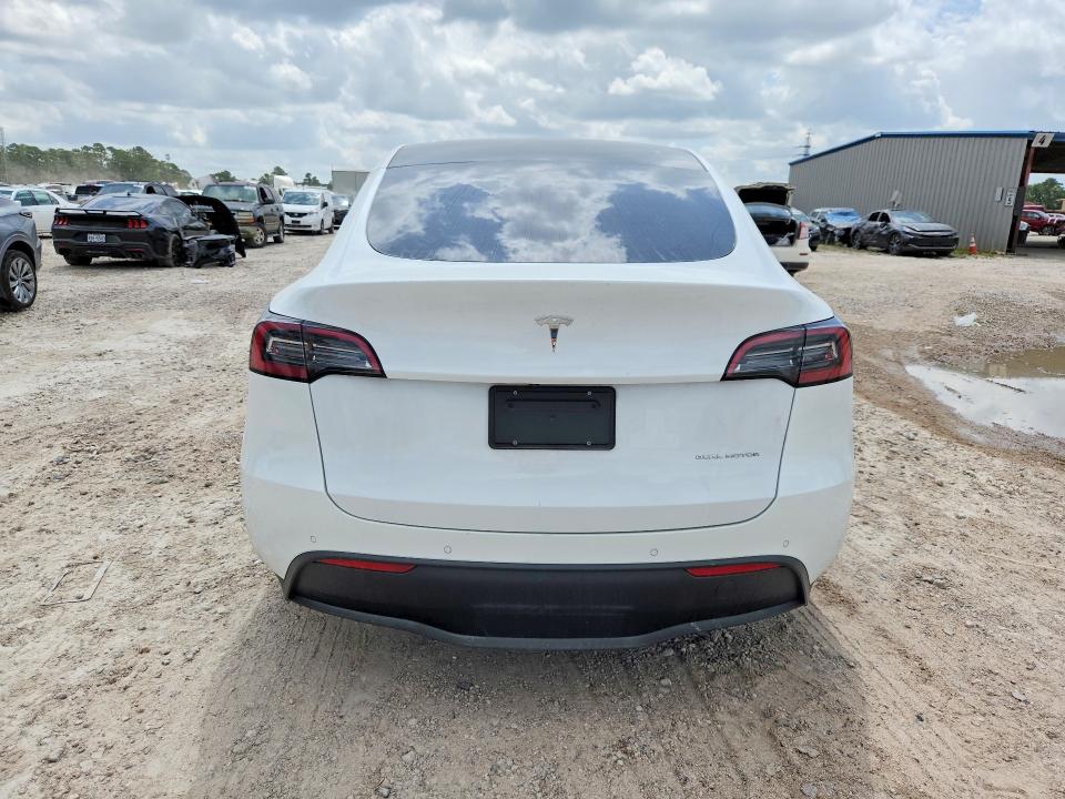 2022 Tesla Model y VIN 7SAYGAEE1NF549808 COPART salvage auction — FRONT END, TX - SALVAGE VEHICLE TITLE, sold $150 on 2026-07-28 (photo 6)