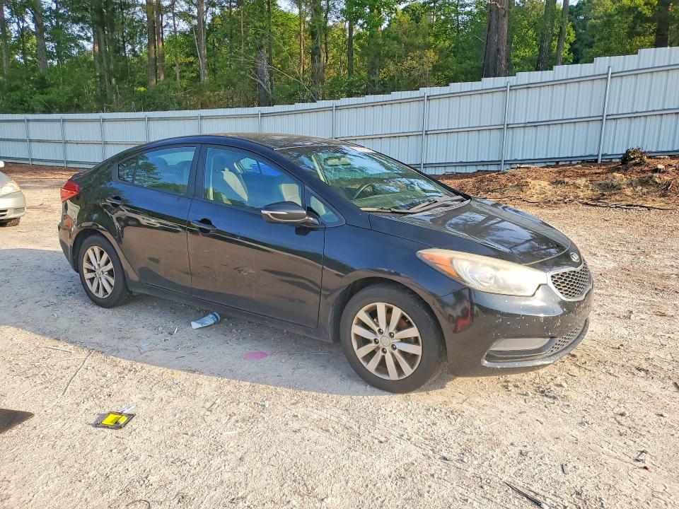 2014 Kia Forte VIN KNAFX4A62E5155172 COPART salvage auction — MINOR DENT/SCRATCHES, Nc - Dealer Only Clean Title, sold $725 on 2026-07-10 (photo 4)