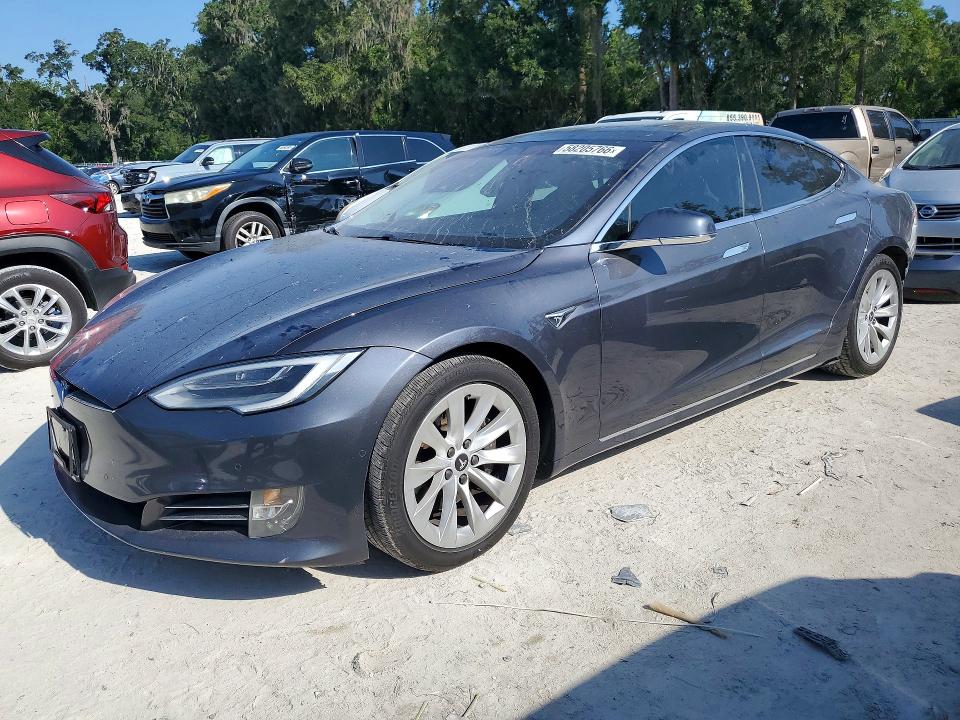 2017 Tesla Model s VIN 5YJSA1E21HF232447 — COPART salvage auction photo