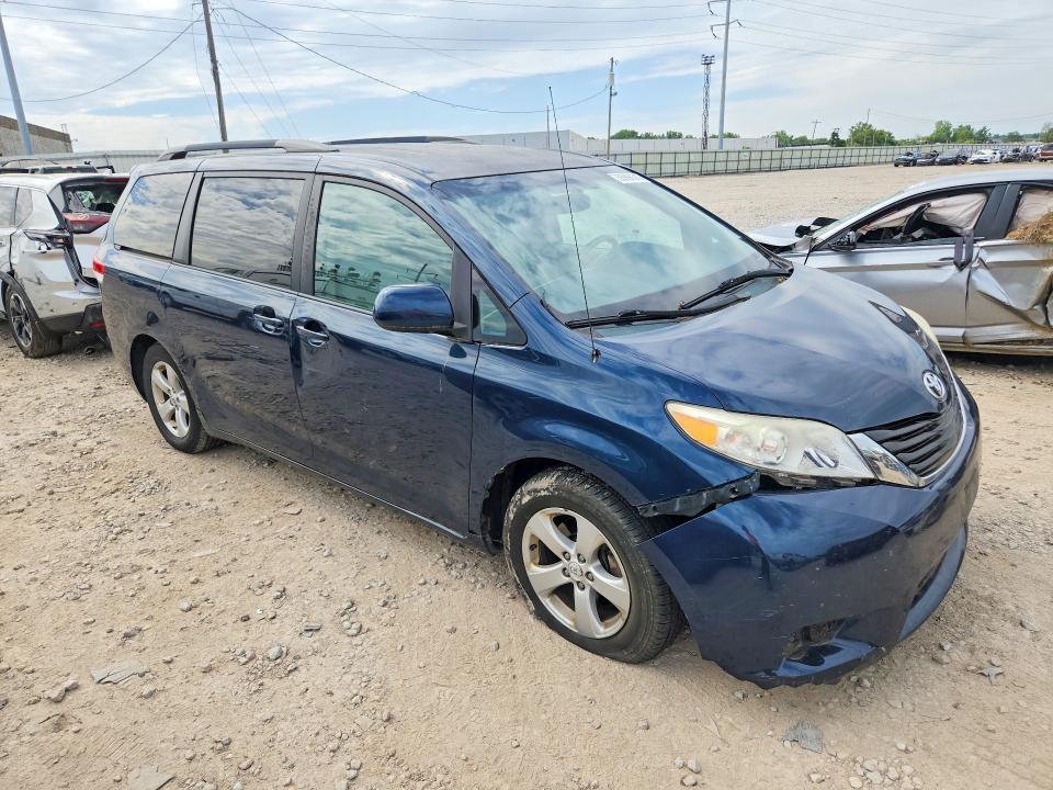 2012 Toyota Sienna VIN 5TDKK3DC7CS245727 COPART salvage auction — FRONT END, Oh - Cert Of Title-Salvage, sold $175 on 2026-07-31 (photo 4)
