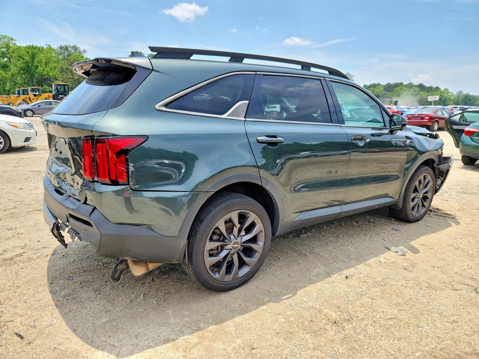 2022 Kia Sorento VIN 5XYRKDLF3NG074054 COPART salvage auction — FRONT END, VA - CERT OF TITLE - SALVAGE, sold $8,000 on 2026-07-28 (photo 3)