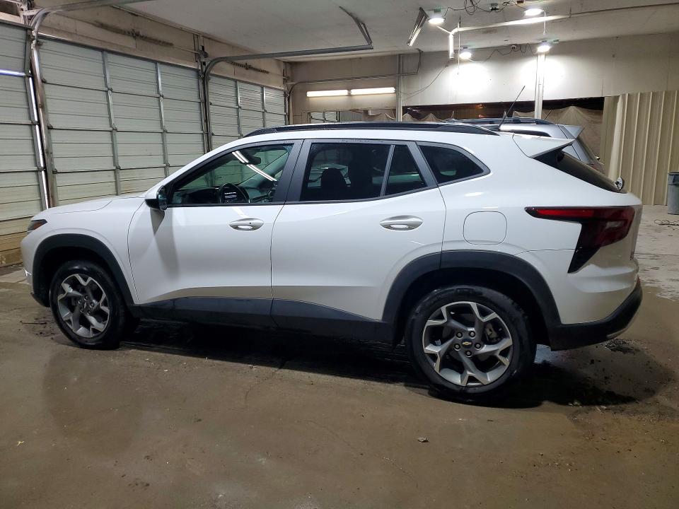 2025 Chevrolet Trax VIN KL77LHEP4SC194363 COPART salvage auction — SIDE, Tn - Salvage Certificate, sold $2,350 on 2026-07-21 (photo 2)