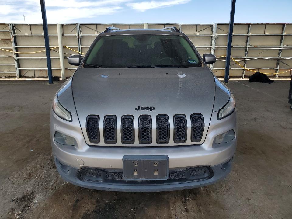 2014 Jeep Cherokee VIN 1C4PJLCS7EW300861 COPART salvage auction — MINOR DENT/SCRATCHES, Mt - Certificate Of Title, sold $1,350 on 2026-07-10 (photo 5)