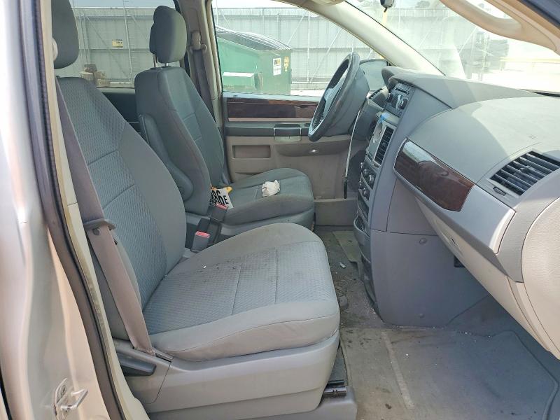 2010 Chrysler Town & country VIN 2A4RR5D19AR309187 COPART salvage auction — FRONT END, Ia - Cert Of Title-Salvage Title, sold $80 on 2026-07-31 (photo 7)