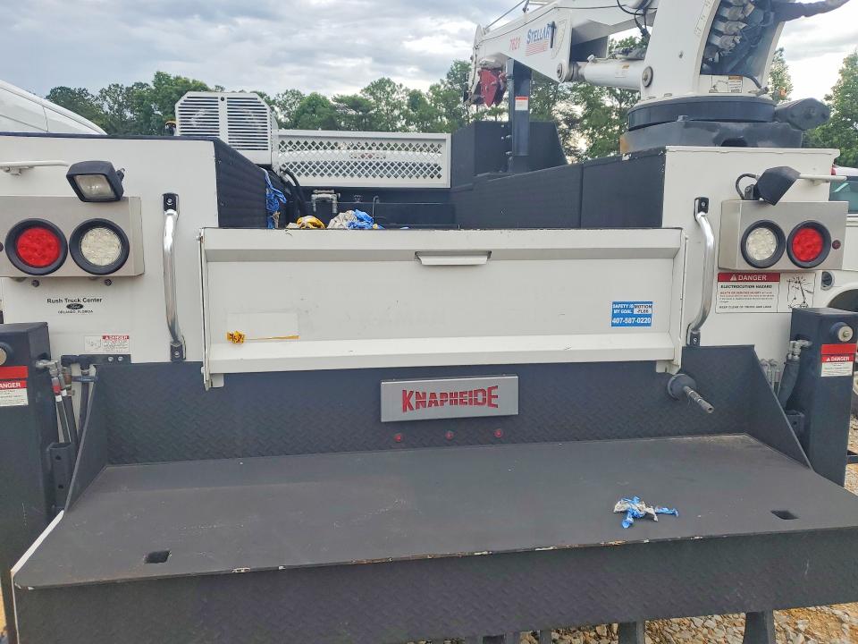 2013 Ford F-550 super duty VIN 1FDUF5HT3DEB00352 COPART salvage auction — MECHANICAL, FL - CERTIFICATE OF TITLE, sold $37,000 on 2026-07-16 (photo 6)