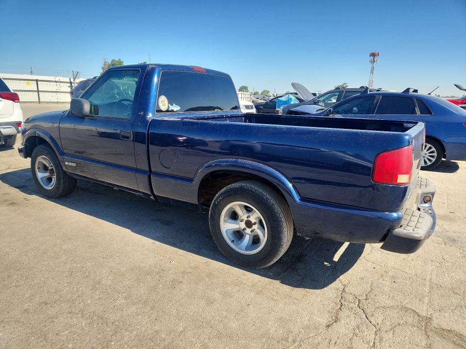2002 Chevrolet S-10 pickup VIN 1GCCS145928190307 COPART salvage auction — NORMAL WEAR, Ca - Dis/Dlr/Exp Only Clean Title, sold $225 on 2026-07-06 (photo 2)