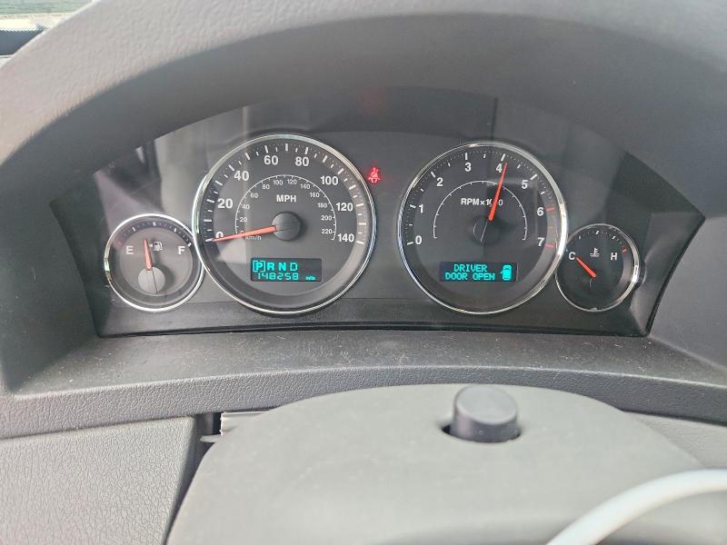 2007 Jeep Grand cherokee VIN 1J8GR48K37C559819 COPART salvage auction — MINOR DENT/SCRATCHES, Mo - Dealer Only Clean Title (P), sold $800 on 2026-07-02 (photo 9)