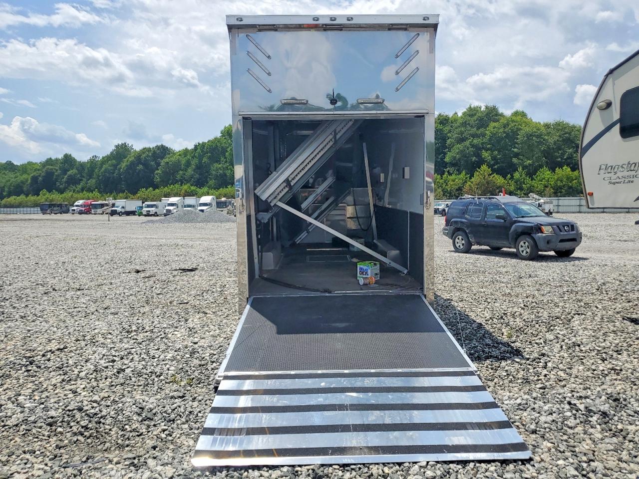 2024 Aluminum Trailer Co Rm900 VIN 5JX1A3038RD232287 COPART salvage auction — Front End, SD - CERT OF TITLE-SALVAGE, sold $10,200 on 2026-07-08 (photo 9)