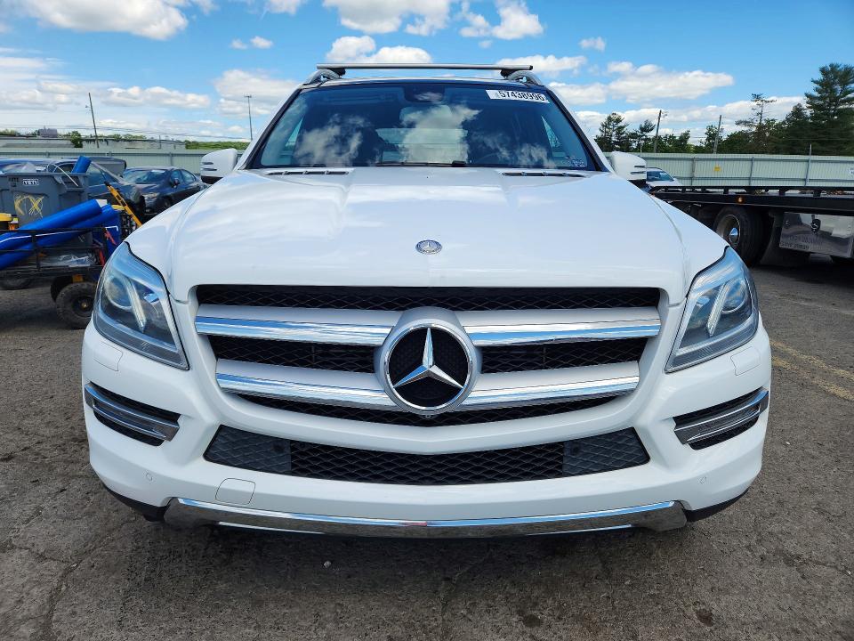 2015 Mercedes-benz Gl-class VIN 4JGDF2EE6FA464604 COPART salvage auction — MINOR DENT/SCRATCHES, PA - CERT OF TITLE (P), sold $6,600 on 2026-07-14 (photo 5)