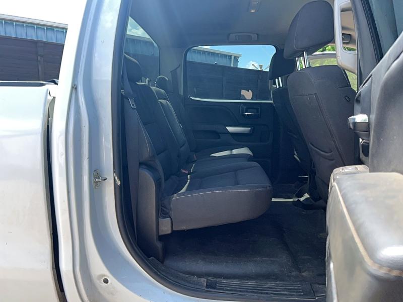 2019 Chevrolet Silverado VIN 1GC1KSEG6KF266025 COPART salvage auction — MINOR DENT/SCRATCHES, Tx - Certificate Of Title (P), sold $6,300 on 2026-07-03 (photo 6)