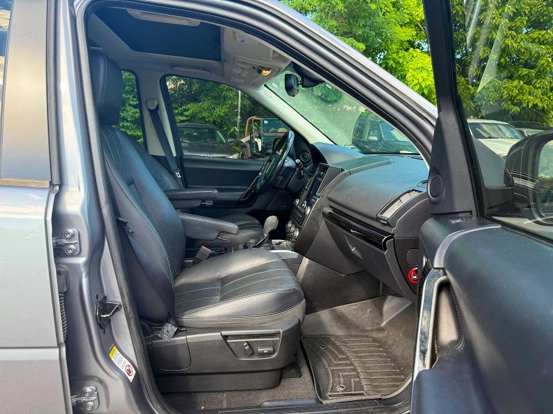 2013 Land rover Lr2 VIN SALFR2BG6DH367314 COPART salvage auction — NORMAL WEAR, Ct - Certificate Of Title (P), sold $2,050 on 2026-07-10 (photo 5)