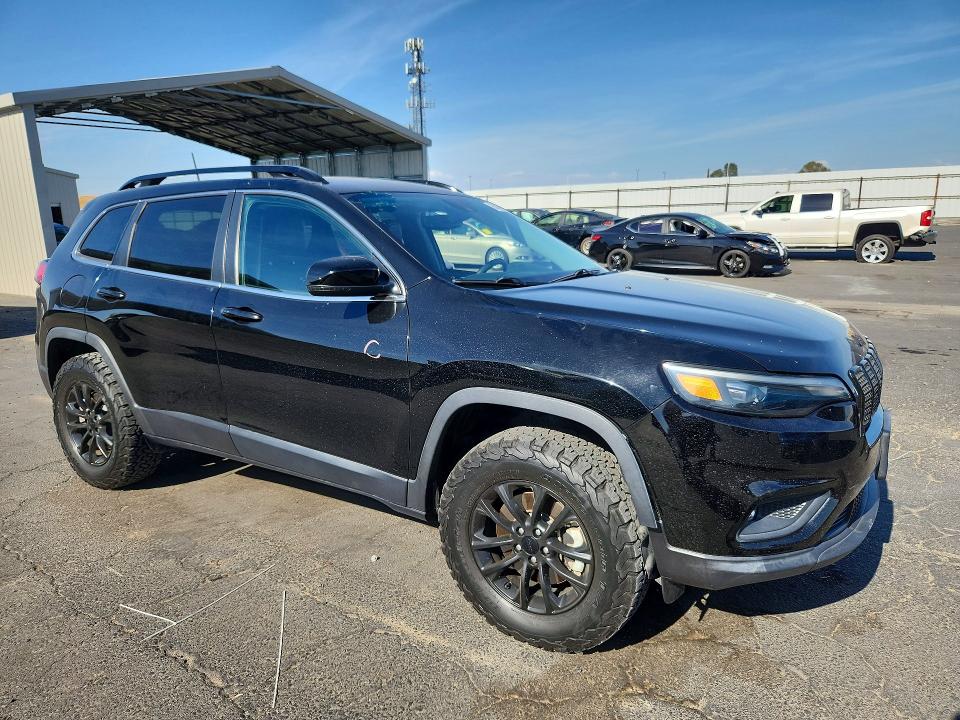 2022 Jeep Cherokee VIN 1C4PJMMX9ND517923 COPART salvage auction — FRONT END, Ca - Salvage Certificate, sold $4,400 on 2026-07-02 (photo 4)