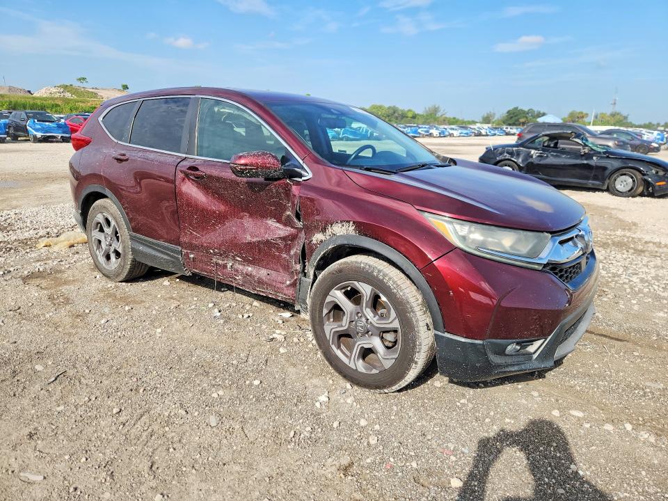 2018 Honda Cr-v VIN 7FARW1H80JE053181 COPART salvage auction — SIDE, FL - CERT OF TITLE SLVG REBUILDABLE, sold $7,800 on 2026-07-07 (photo 4)