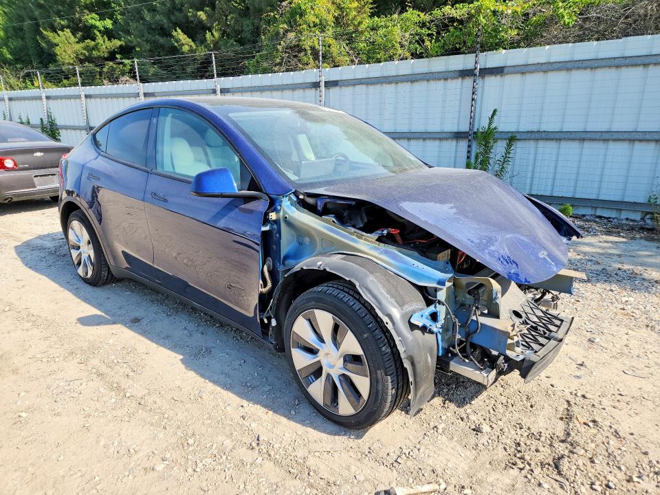 2021 Tesla Model y VIN 5YJYGDEE2MF130945 COPART salvage auction — FRONT END, Va - Cert Of Title - Salvage, sold $8,100 on 2026-07-14 (photo 4)